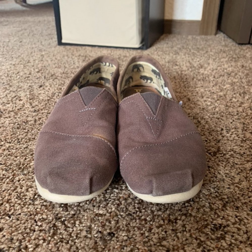 Tan/Gray Toms M8